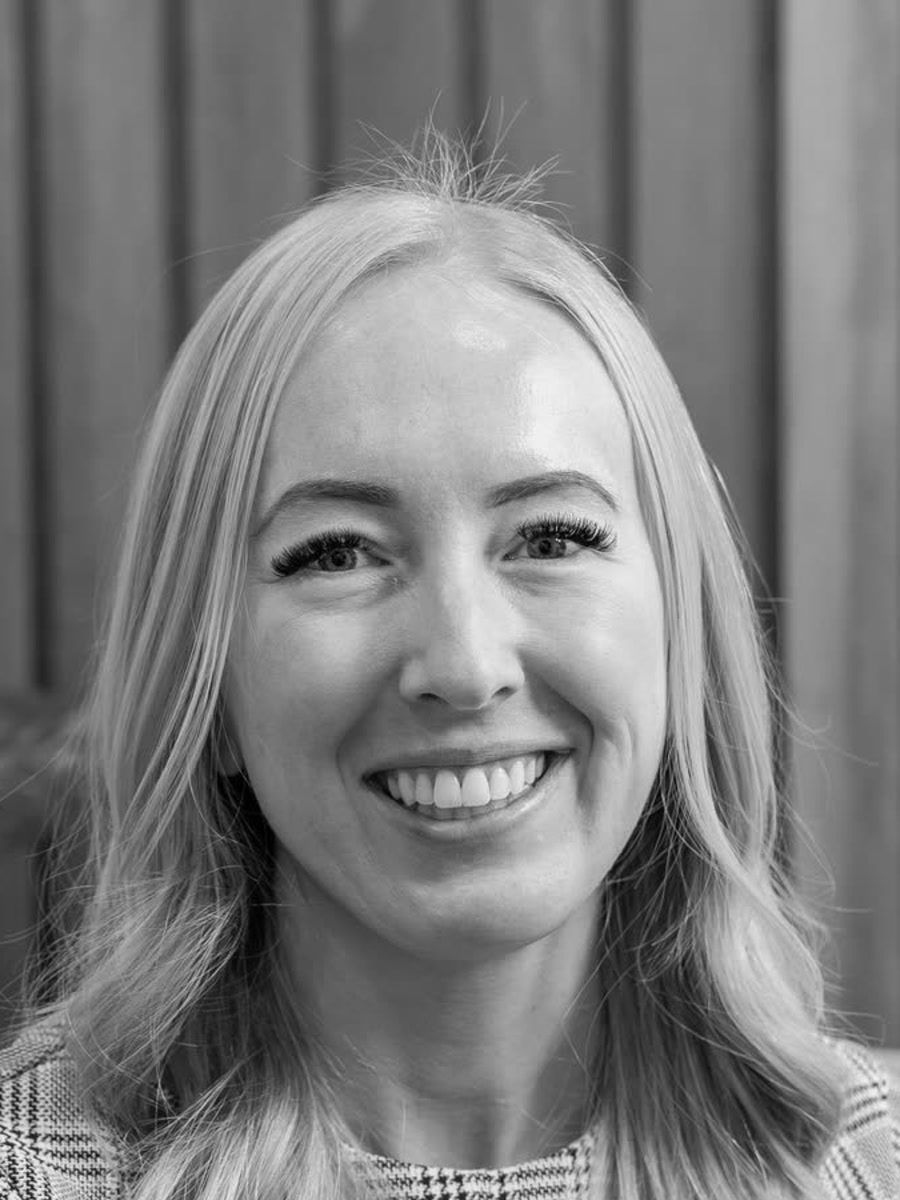 Tayllor Kluyt, regional manager.